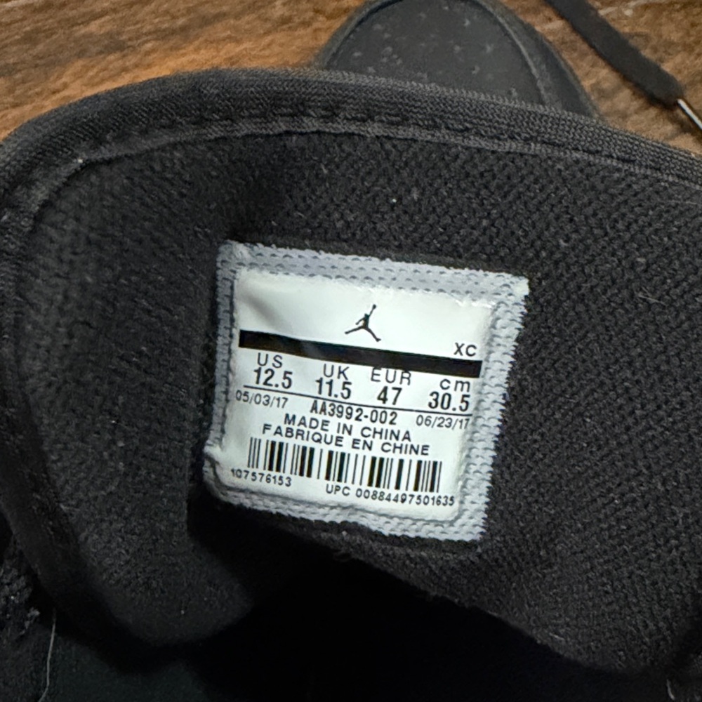 Nike Jordan 1 Winterized Men's All-Black High-Top Sneakers - Picture 2 of 8
